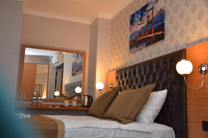 Otel Grand Lark อิสตันบูล ภายนอก รูปภาพ